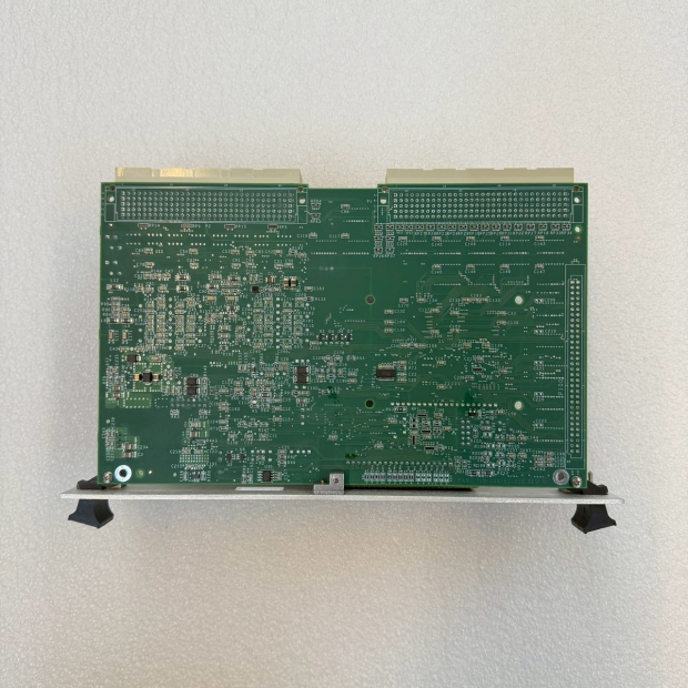 LAM 069751-114 _2_.jpg